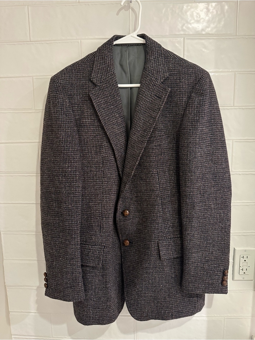 Vintage Harris Tweed 100% Scottish Wool Blazer Sport Coat 40R Purple Houndstooth